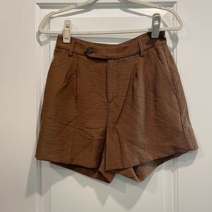 Banana Republic pleated shorts